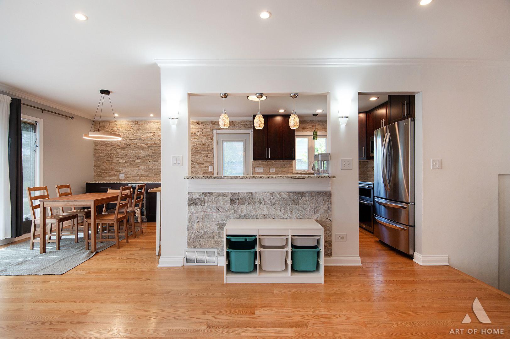 603 JOHN Court, Schaumburg, IL 60193