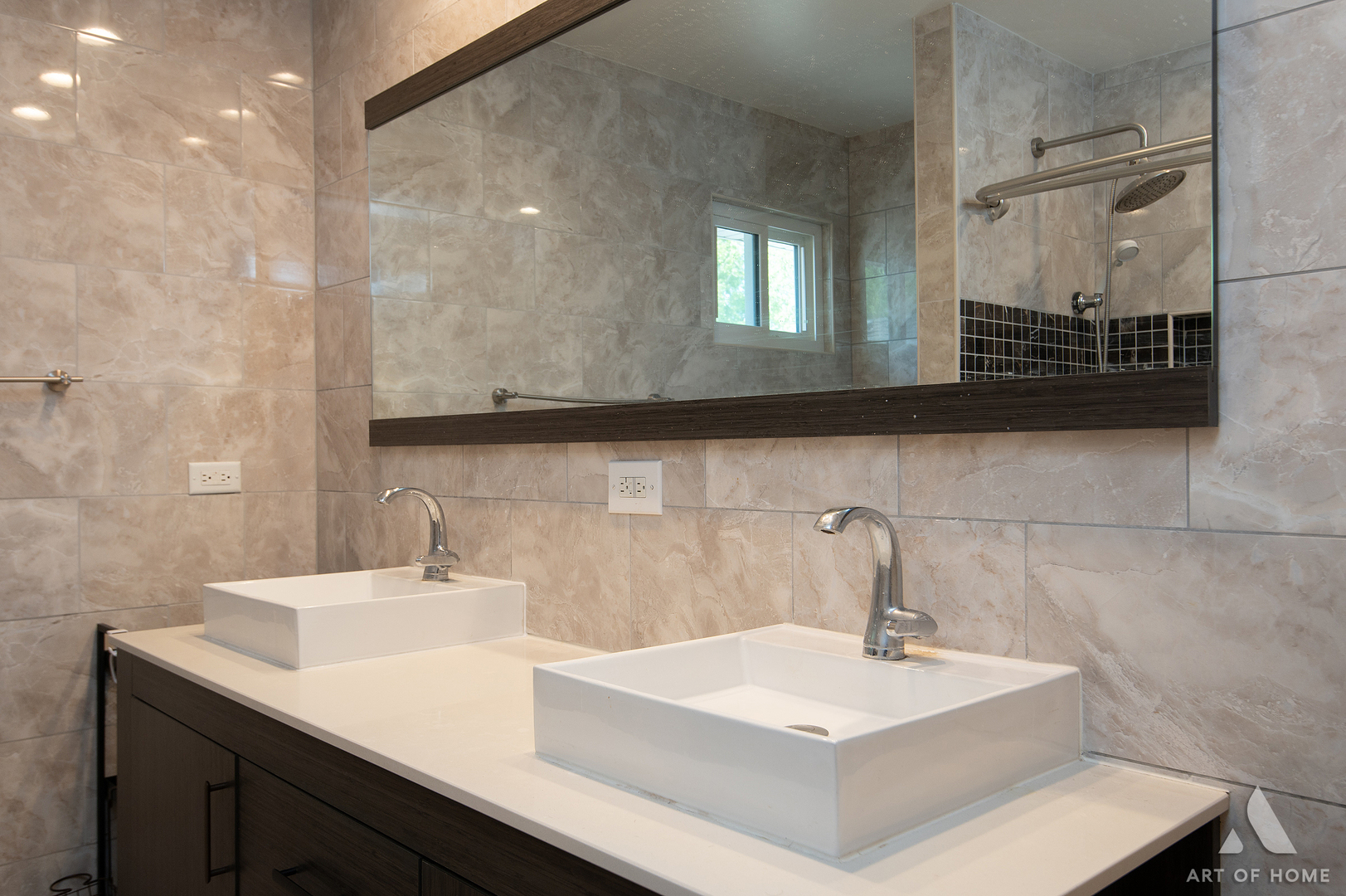 603 JOHN Court, Schaumburg, IL 60193