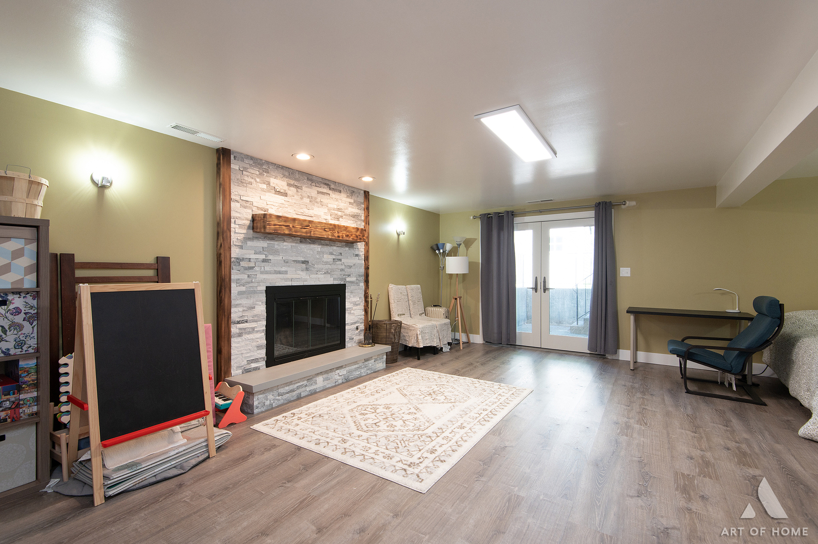 603 JOHN Court, Schaumburg, IL 60193