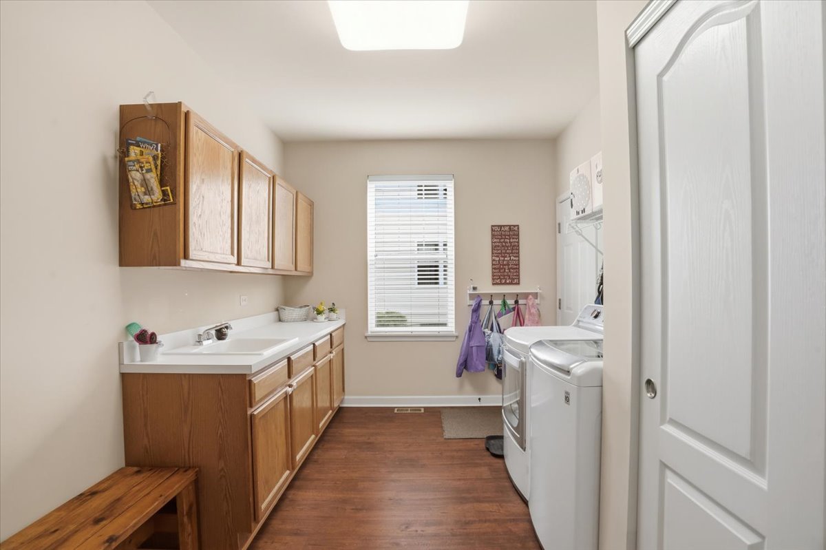 2240 Trailside Lane, Wauconda, IL 60084