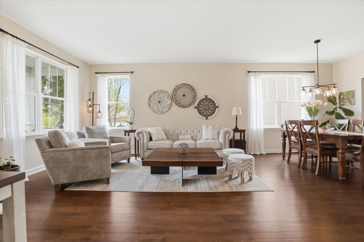 2240 Trailside Lane, Wauconda, IL 60084