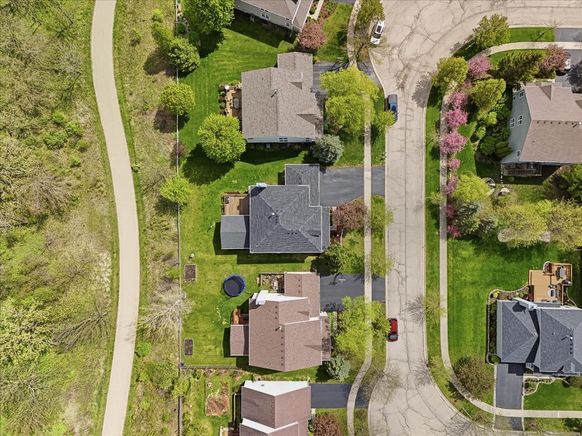 2240 Trailside Lane, Wauconda, IL 60084