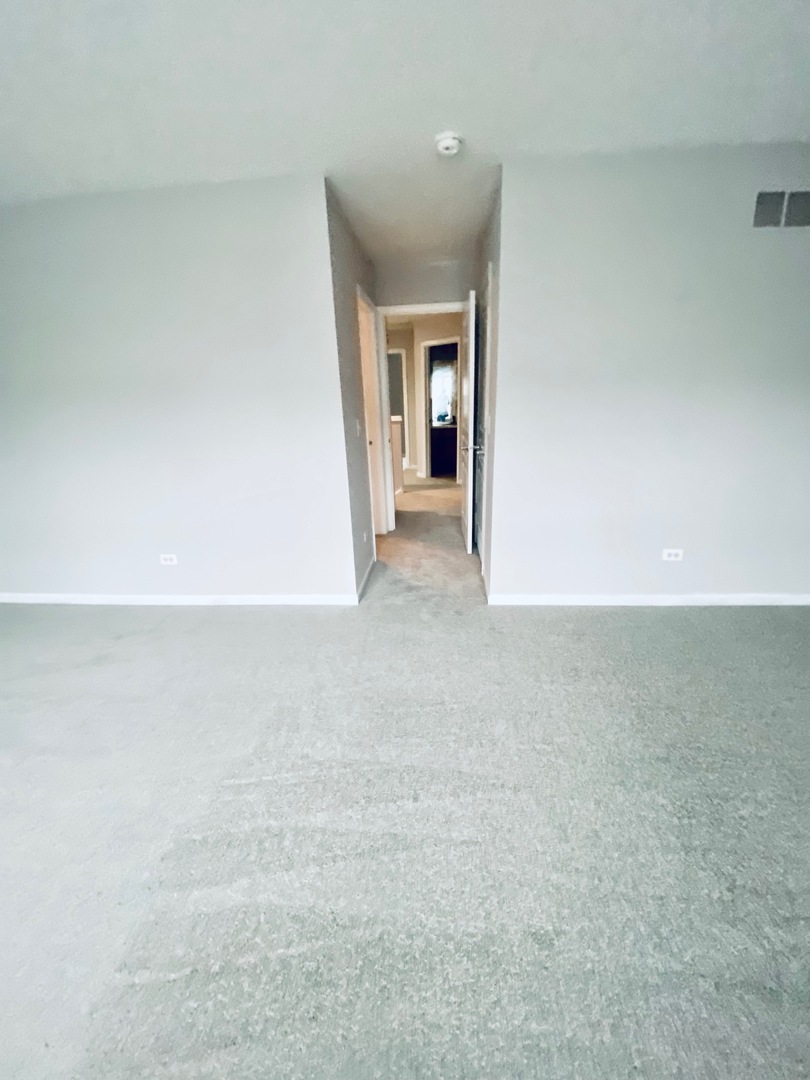 337 Devoe Drive #337, Oswego, IL 60543