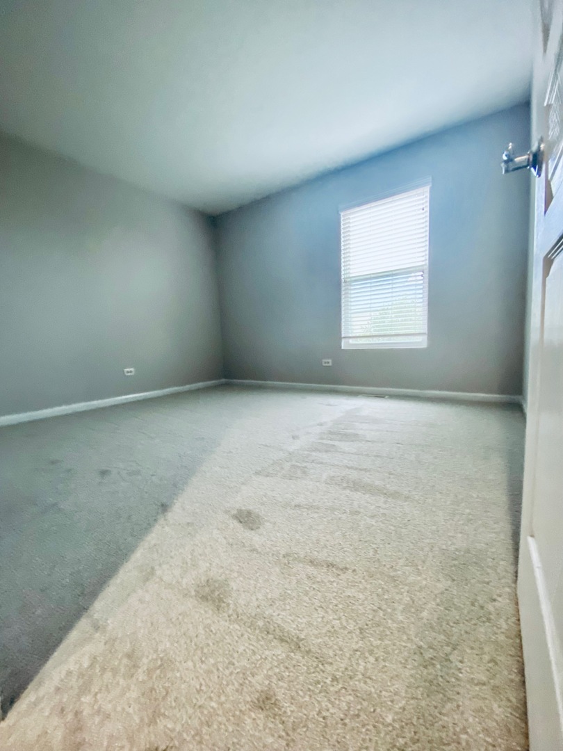 337 Devoe Drive #337, Oswego, IL 60543