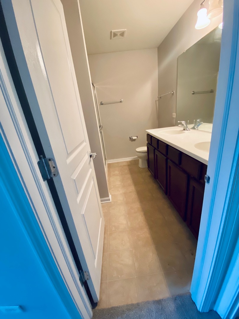 337 Devoe Drive #337, Oswego, IL 60543