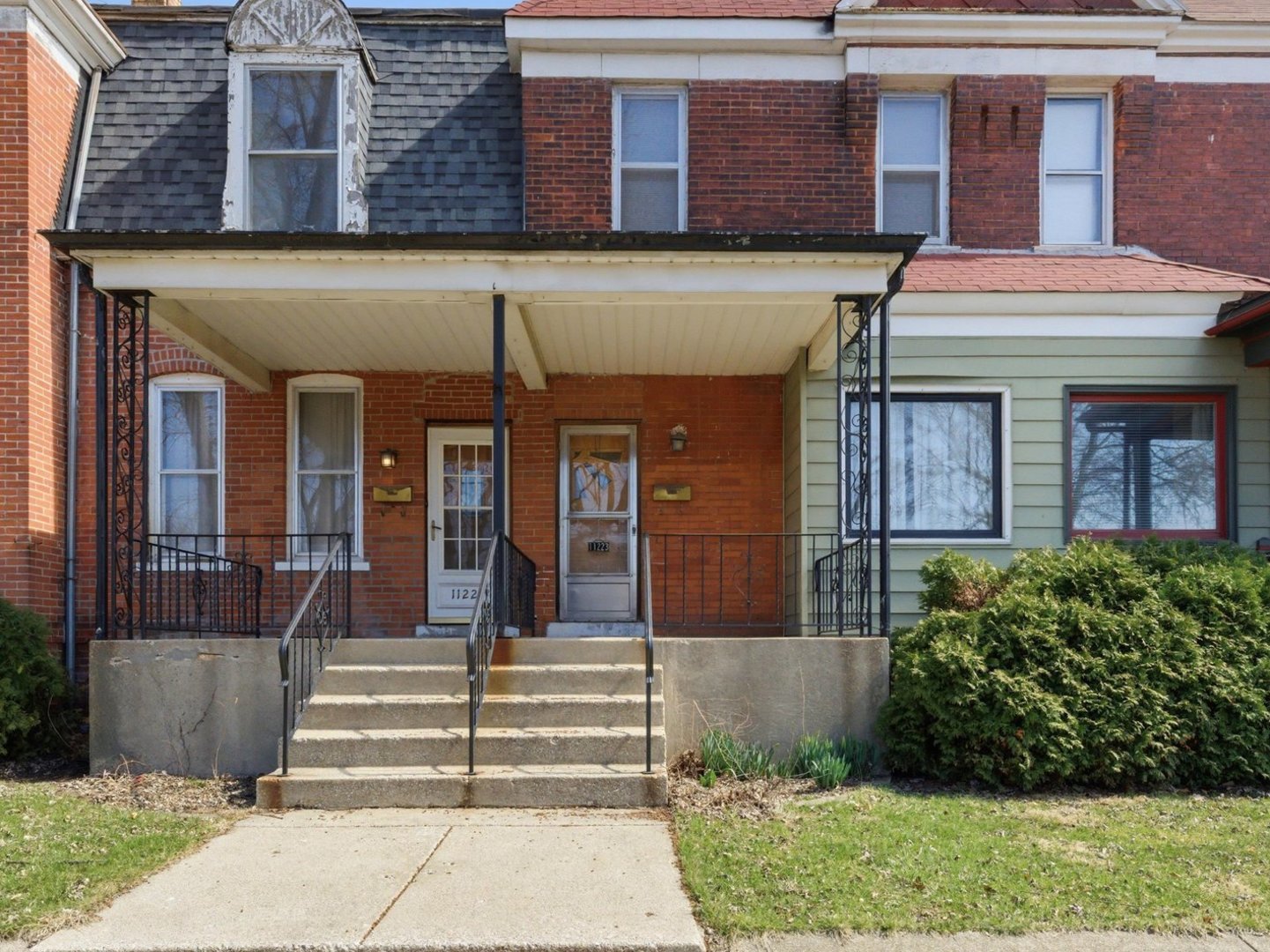 11223 S Forrestville Avenue, Chicago, IL 60628