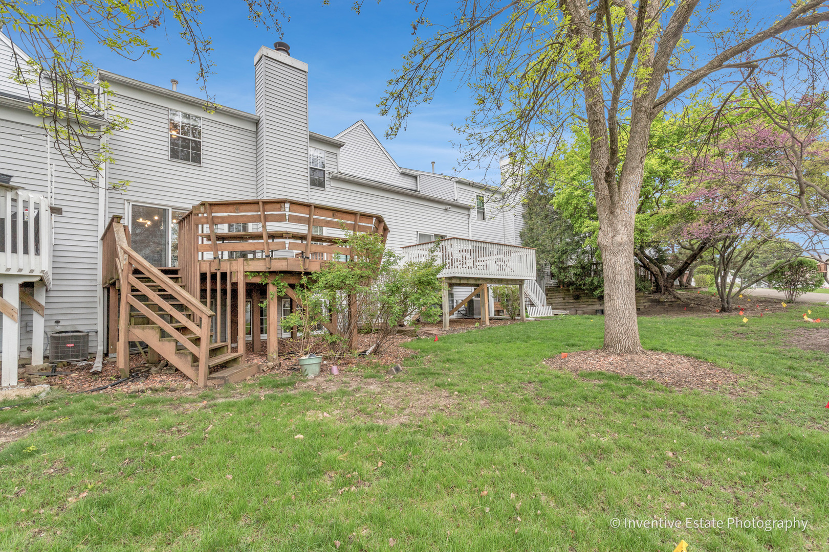 327 Shadybrook Lane, Aurora, IL 60504