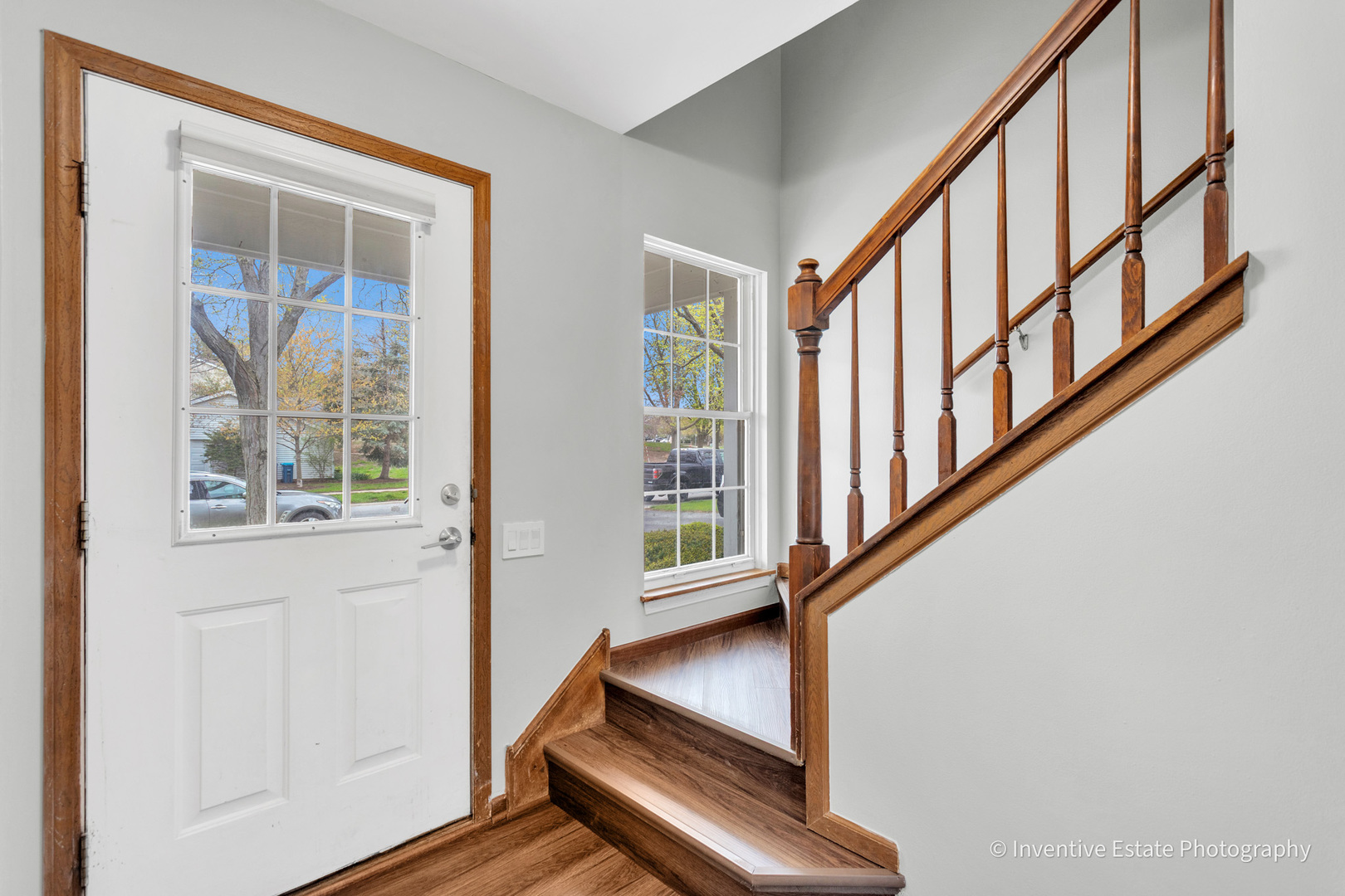 327 Shadybrook Lane, Aurora, IL 60504