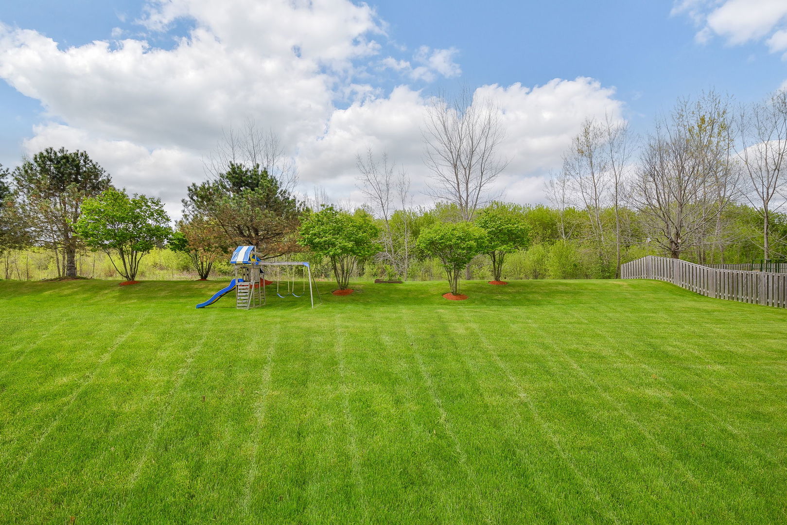 2393 Bryn Mawr Lane, Crystal Lake, IL 60014