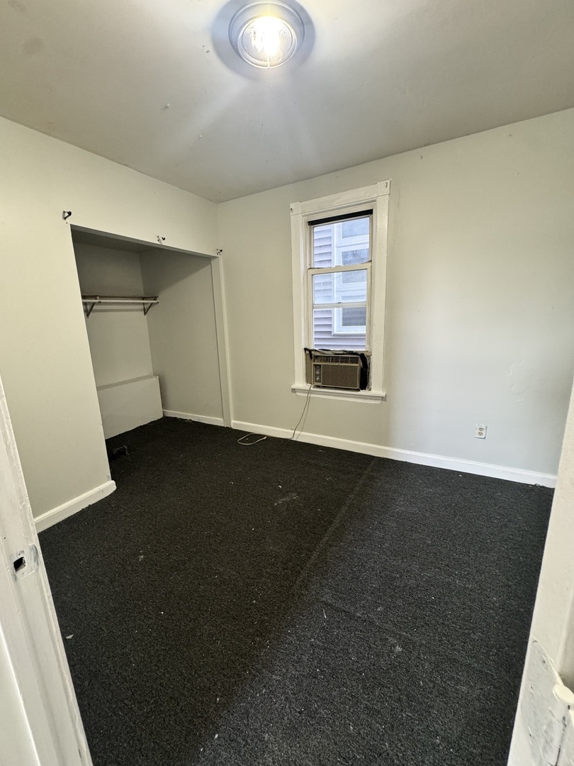 5015 N Kimberly Avenue, Chicago, IL 60630