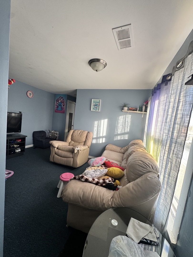 5015 N Kimberly Avenue, Chicago, IL 60630