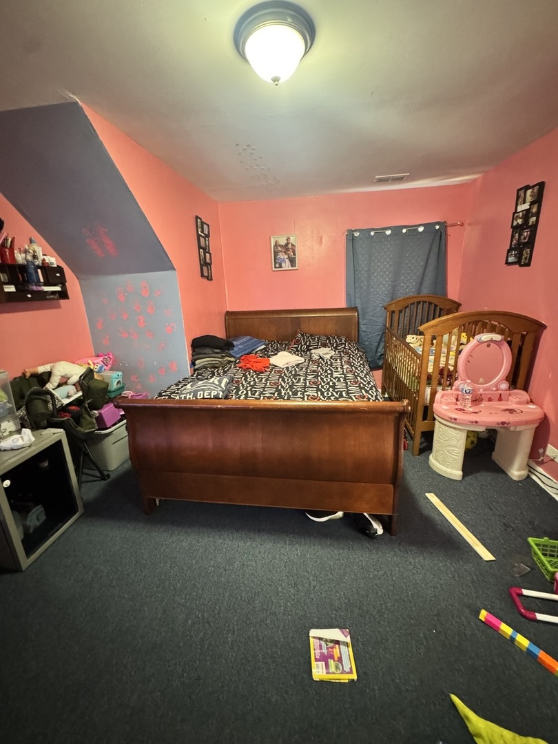 5015 N Kimberly Avenue, Chicago, IL 60630