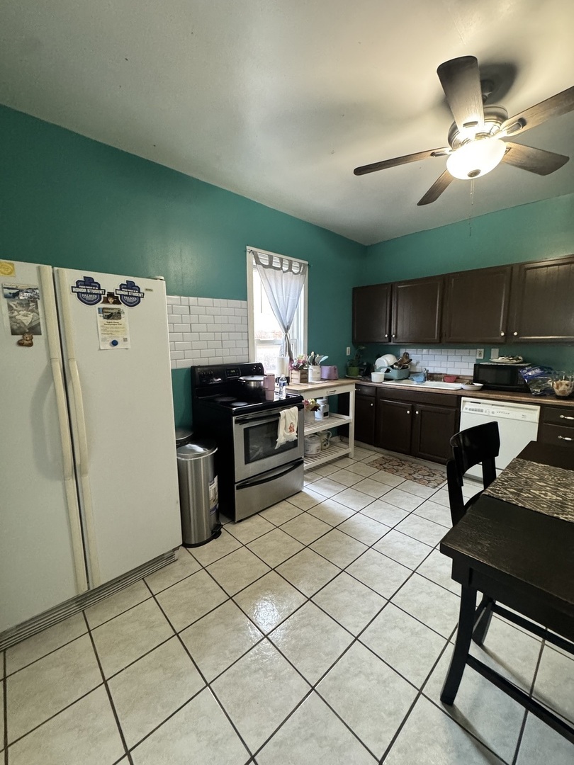 5015 N Kimberly Avenue, Chicago, IL 60630