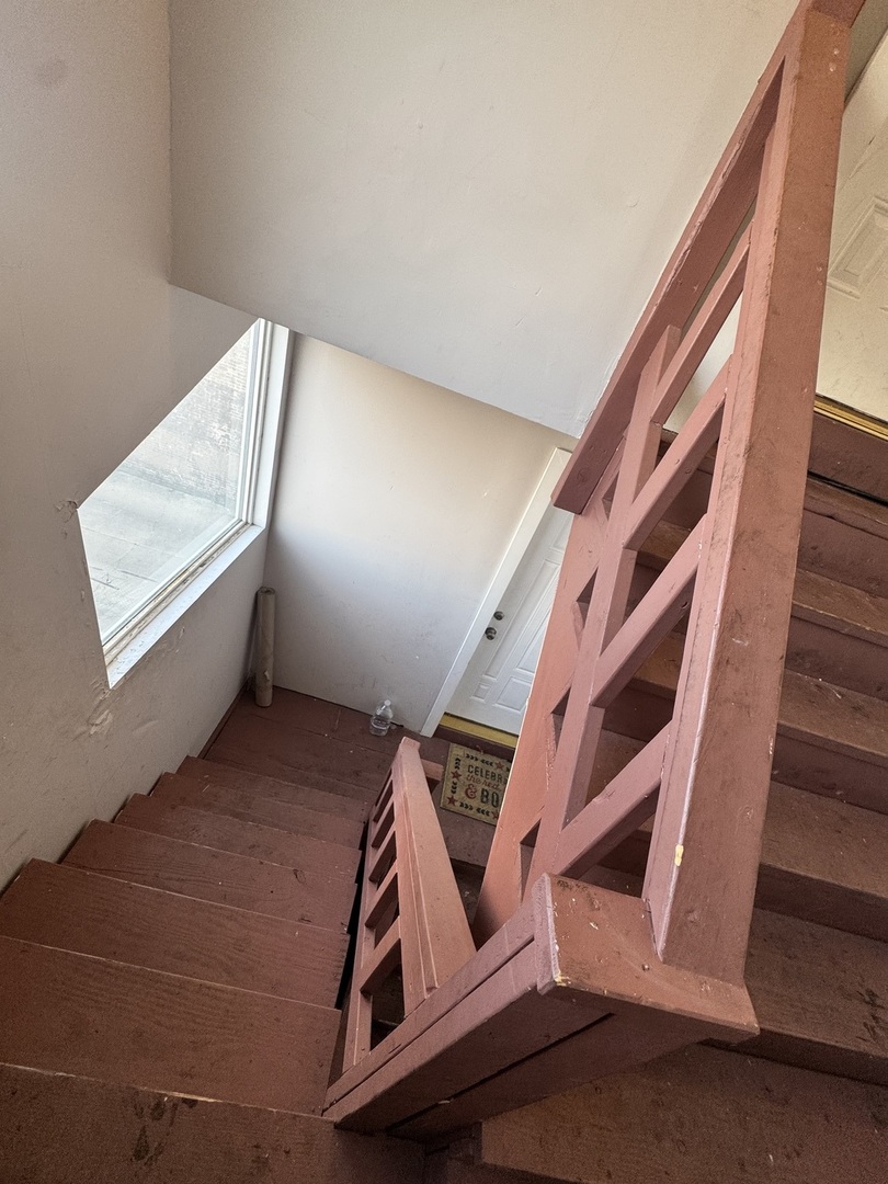 5015 N Kimberly Avenue, Chicago, IL 60630