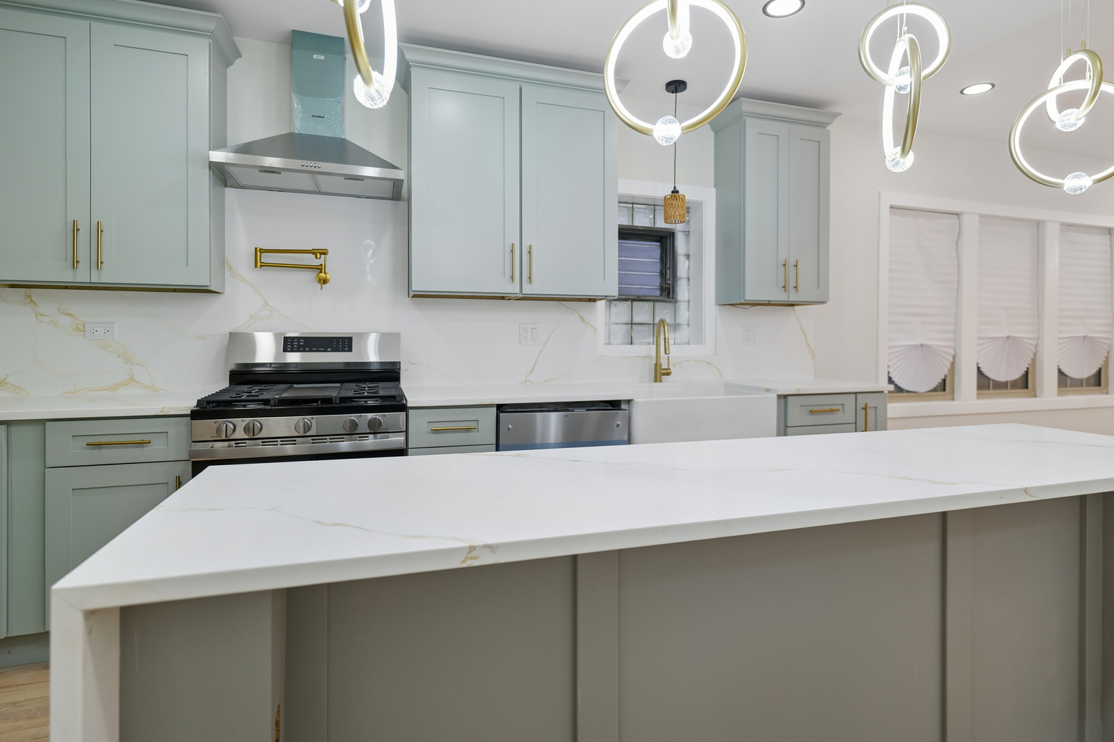 5218 W 55th Street, Chicago, IL 60638