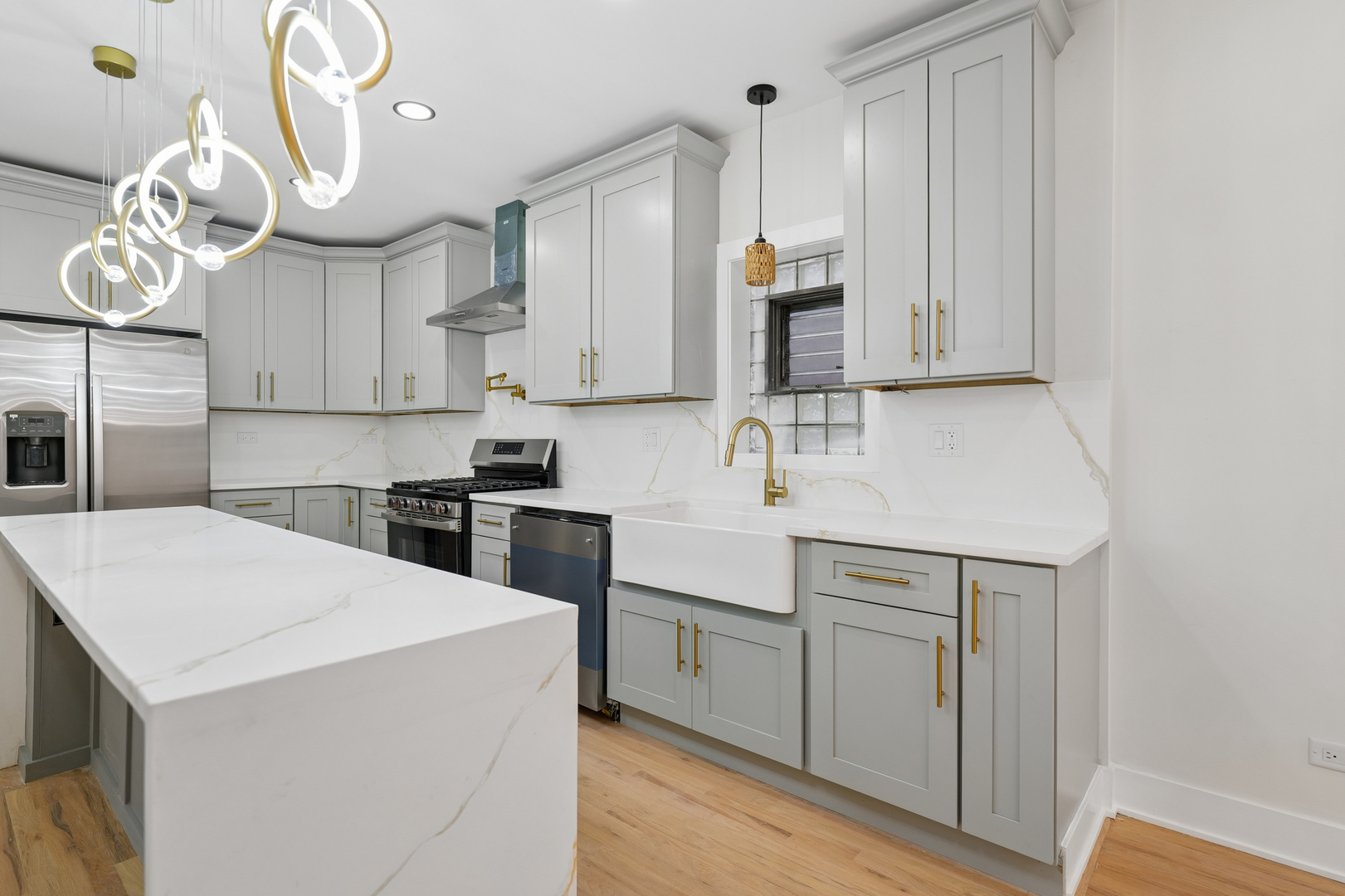 5218 W 55th Street, Chicago, IL 60638