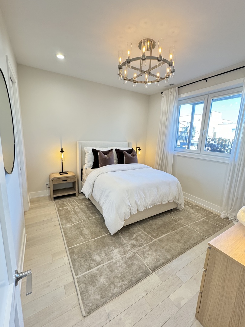 2704 W Thomas Street #2, Chicago, IL 60622