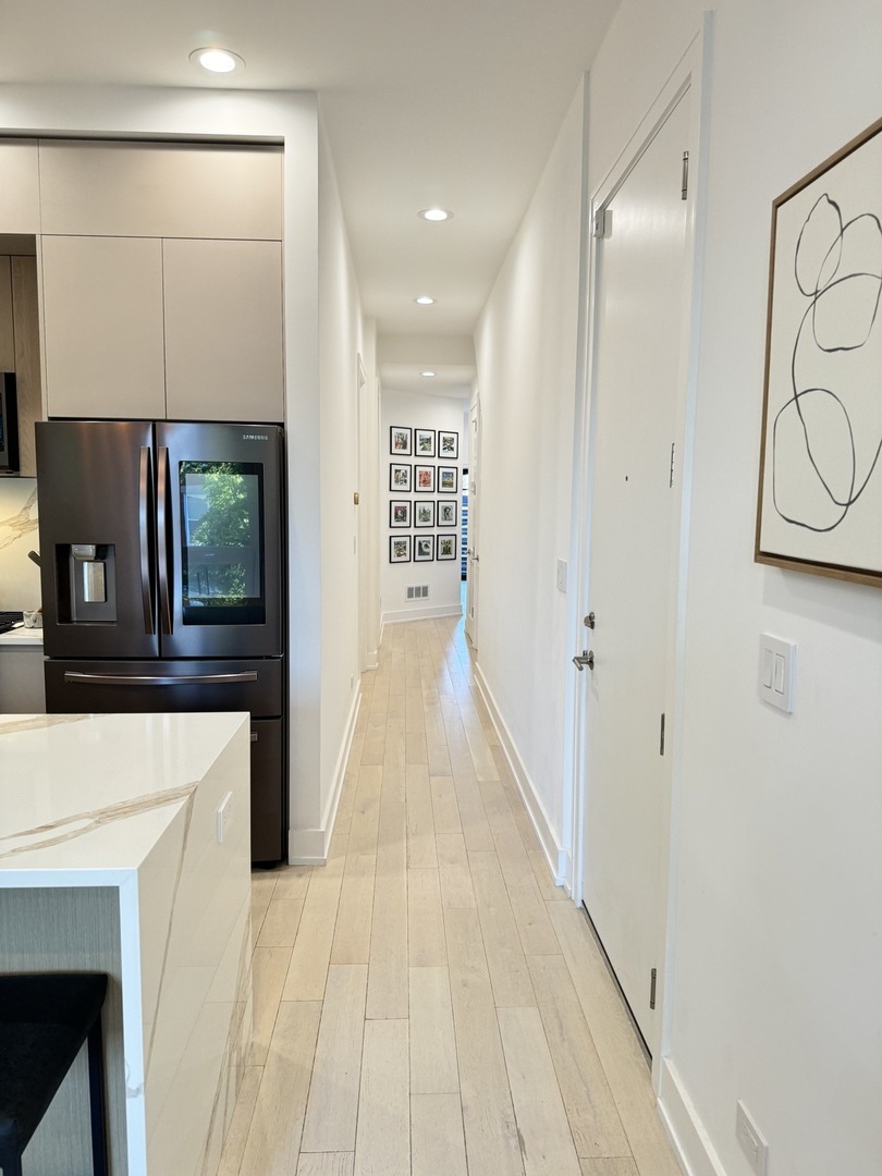 2704 W Thomas Street #2, Chicago, IL 60622