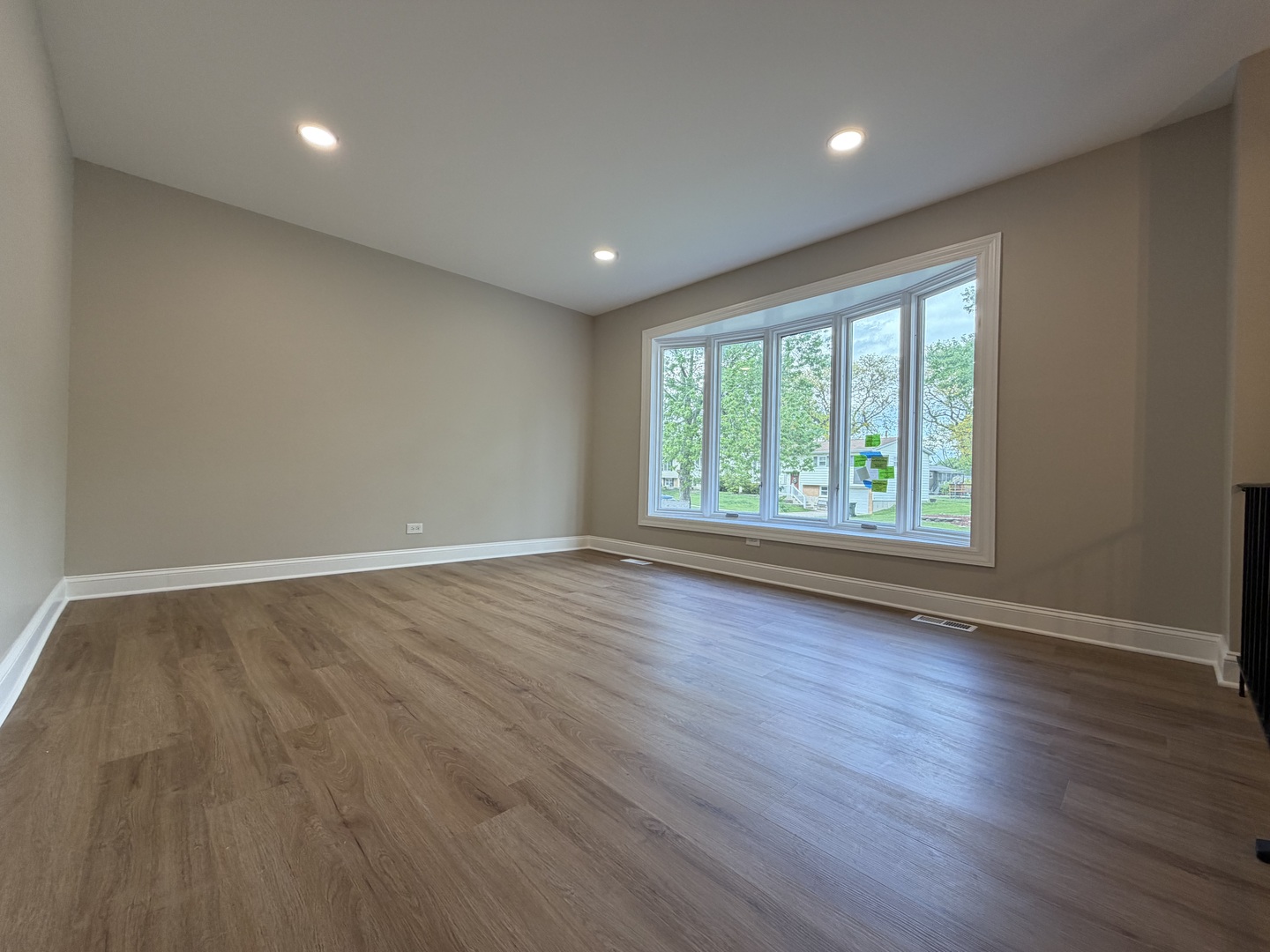 5747 Dover Road, Oak Forest, IL 60452