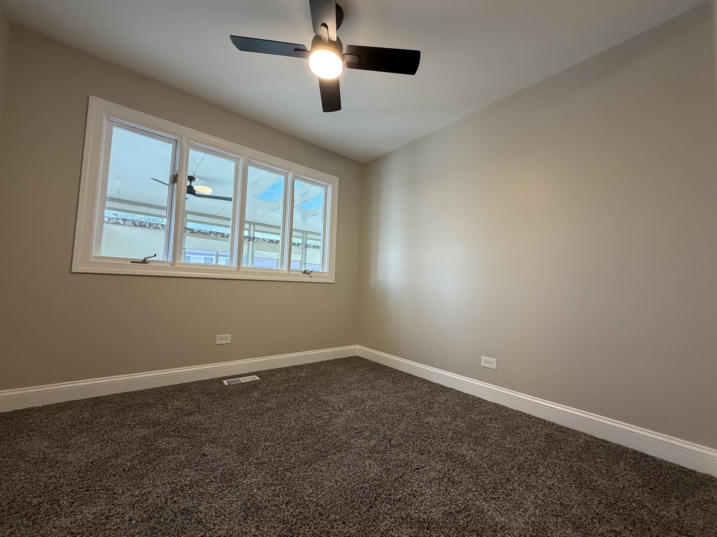 5747 Dover Road, Oak Forest, IL 60452