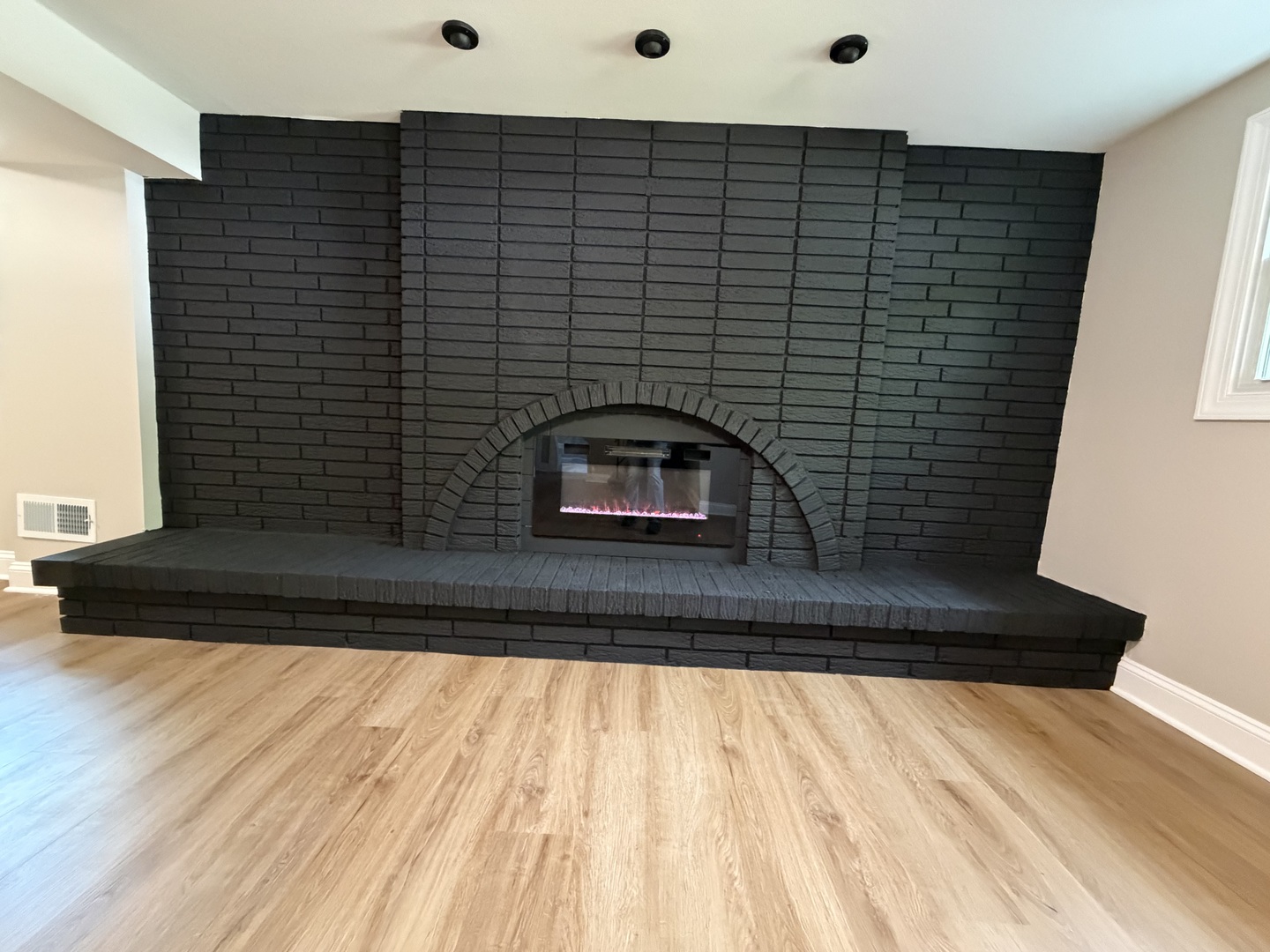 5747 Dover Road, Oak Forest, IL 60452