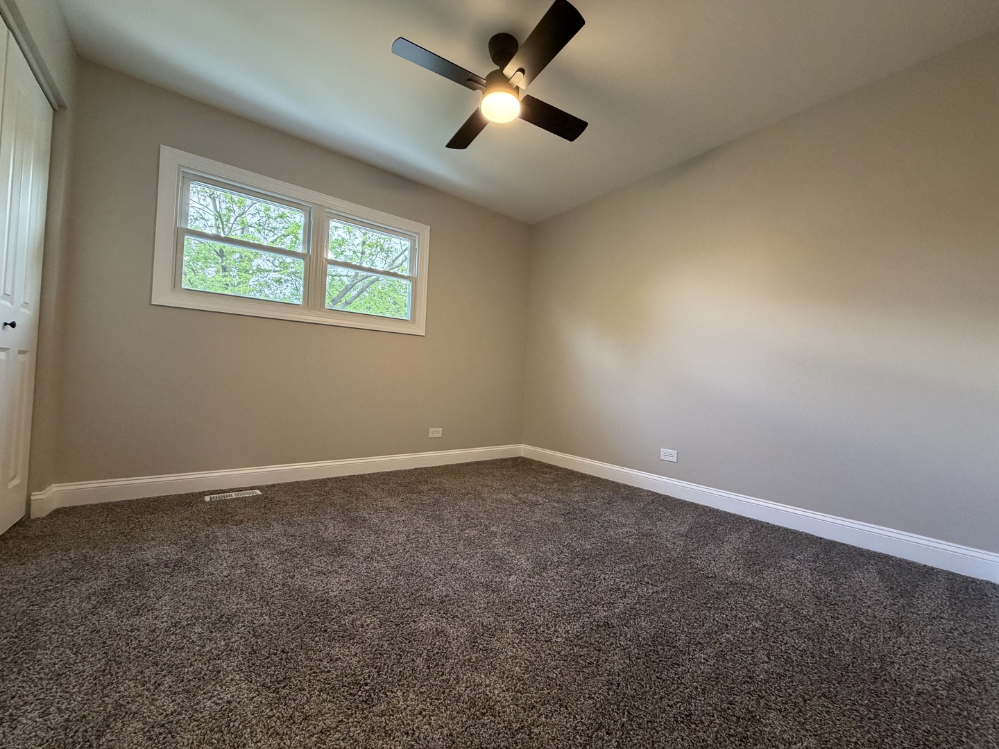 5747 Dover Road, Oak Forest, IL 60452