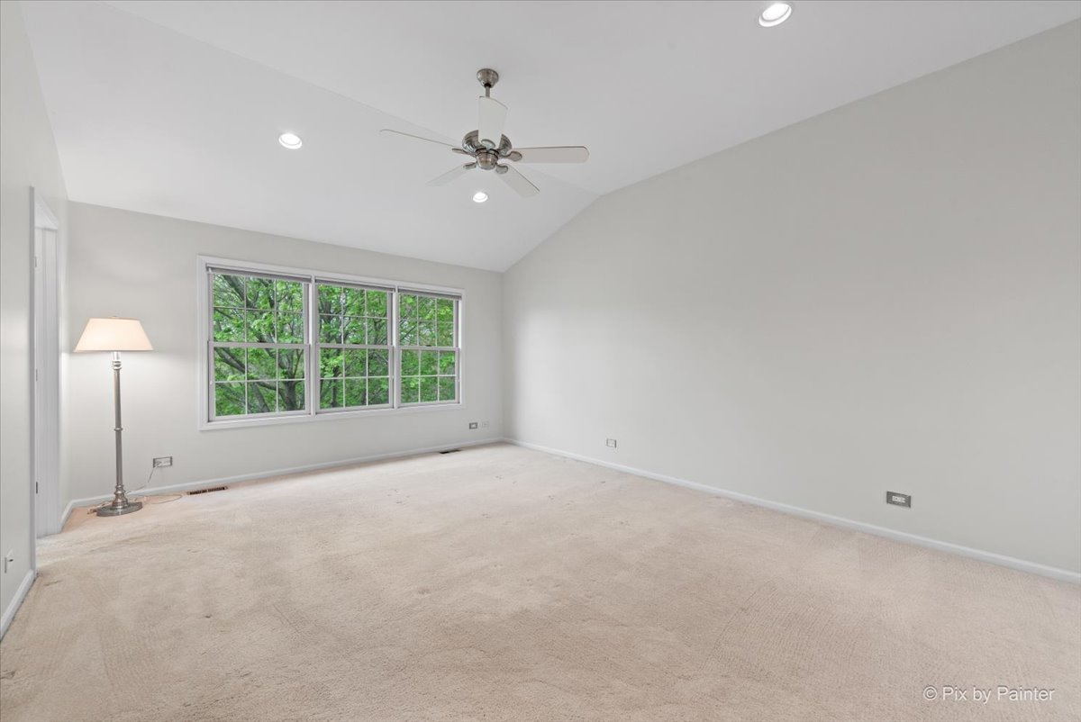 7645 Farrell Drive, Lakewood, IL 60014