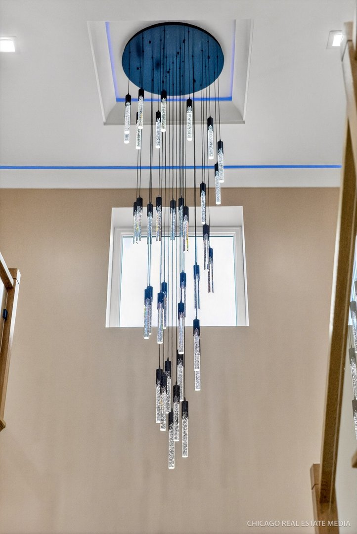 6090 Belmont Road, Downers Grove, IL 60516