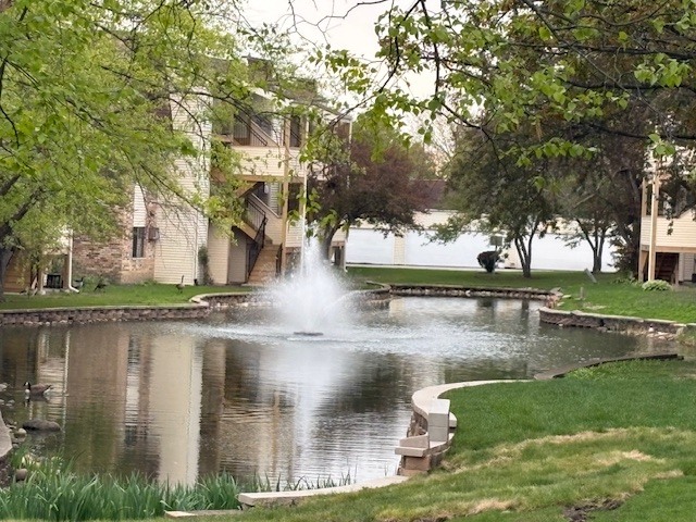 183 N Waters Edge Drive #301, Glendale Heights, IL 60139