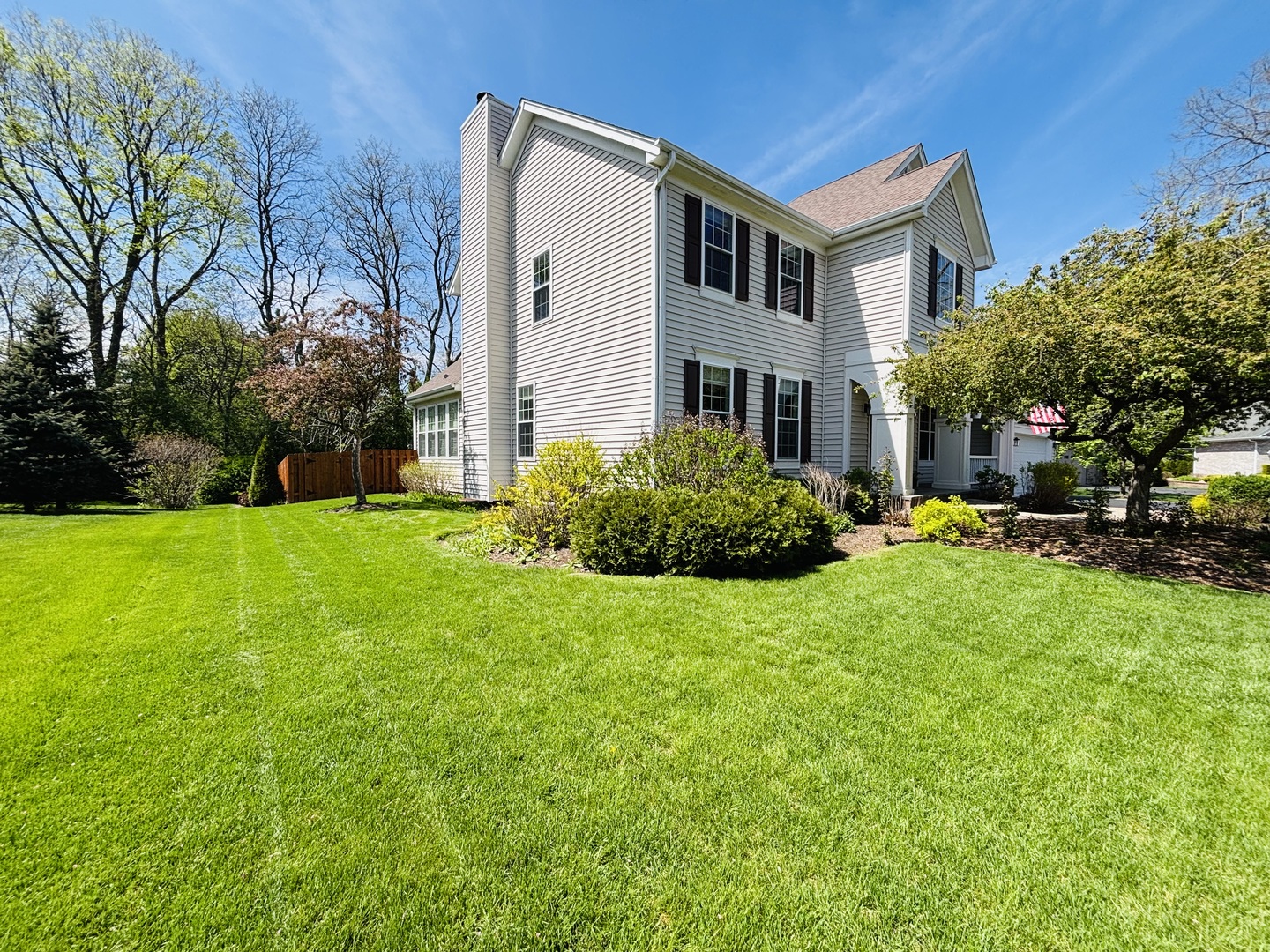 802 Autumn Hill, West Dundee, IL 60118