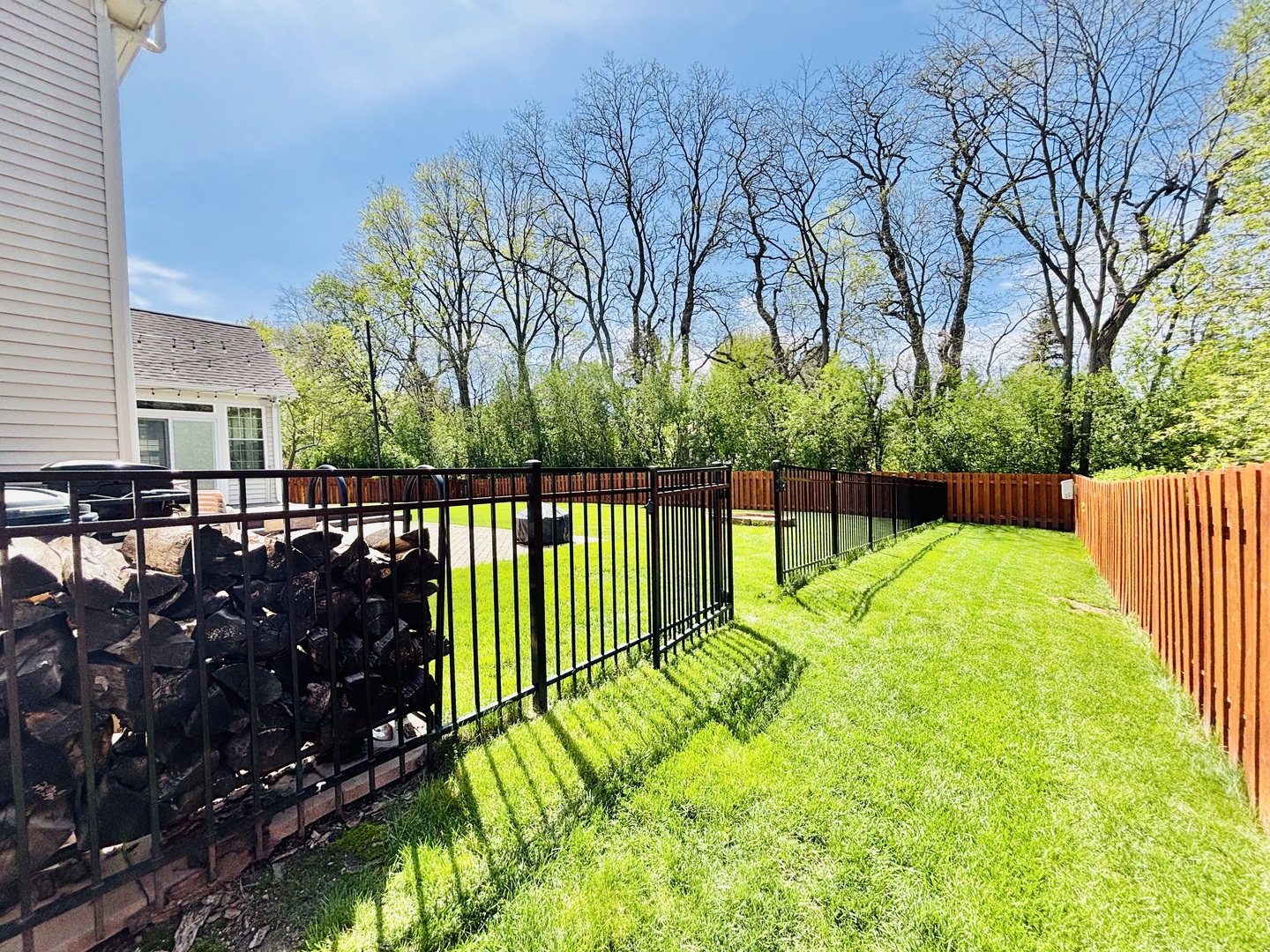 802 Autumn Hill, West Dundee, IL 60118