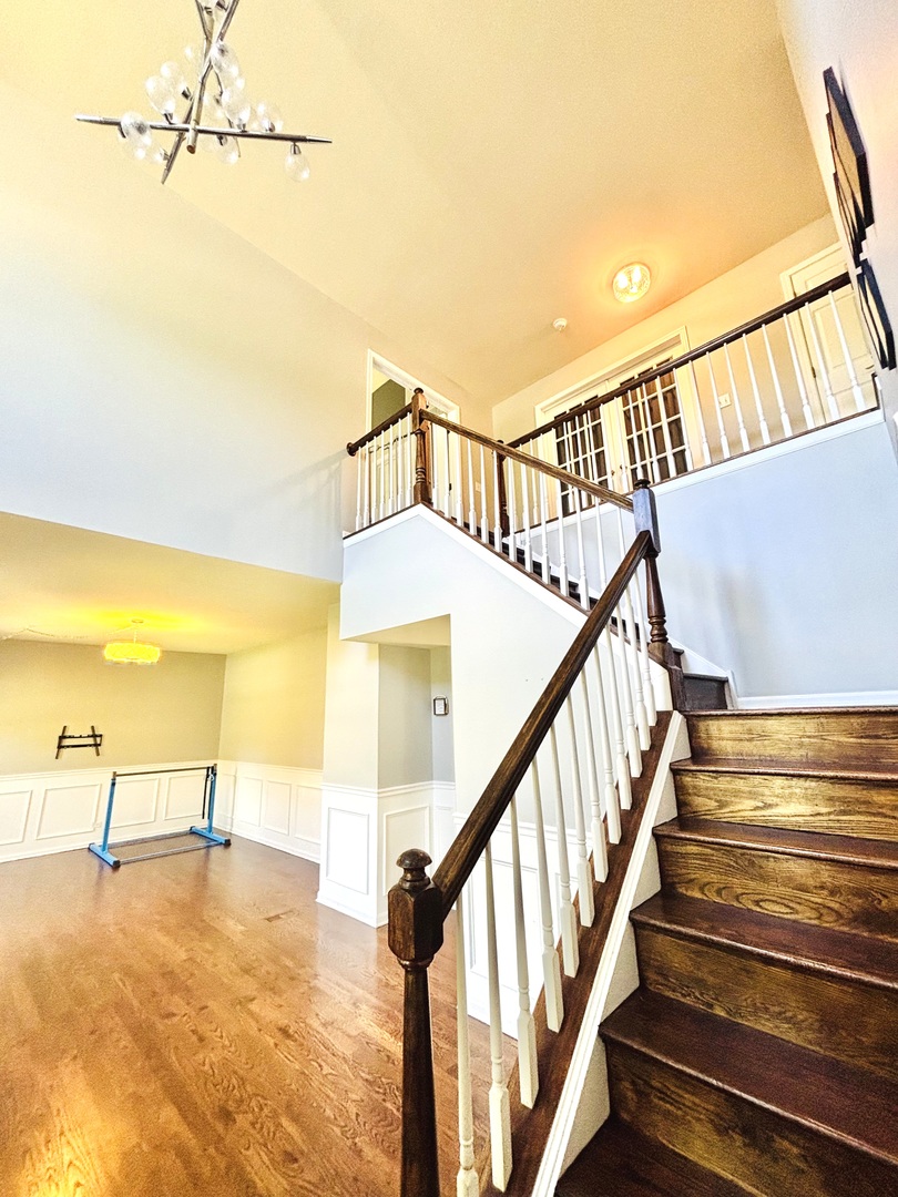 802 Autumn Hill, West Dundee, IL 60118