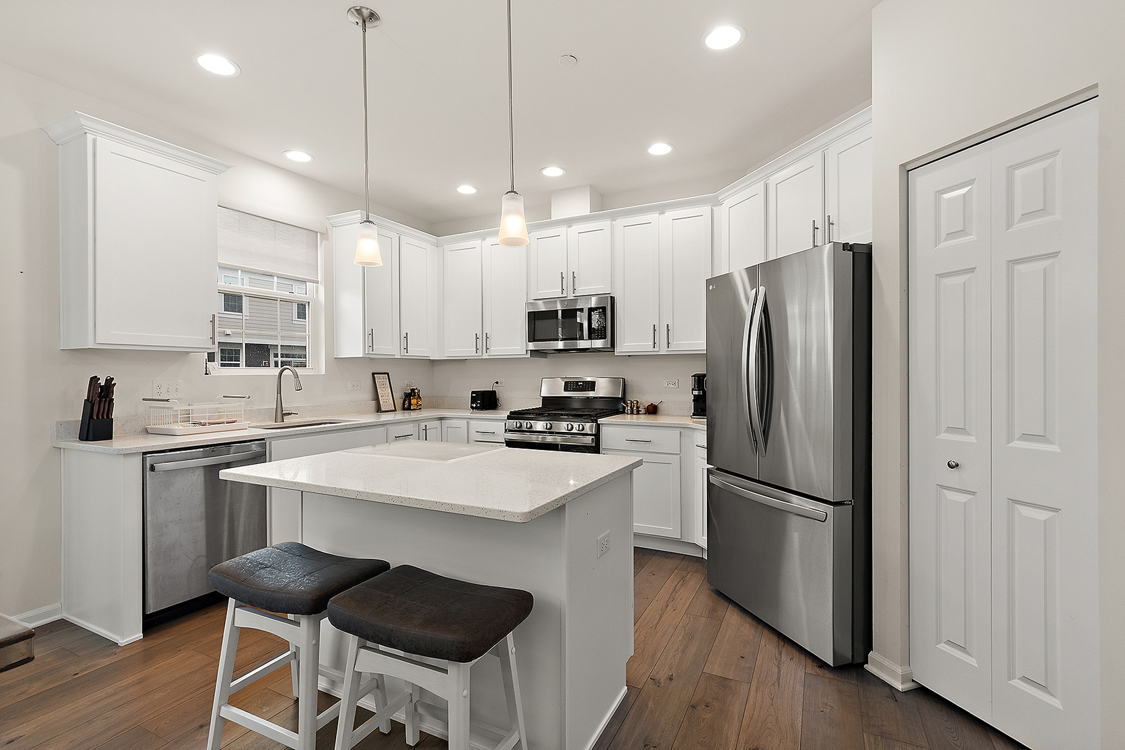 12706 W Kenmore Court, Homer Glen, IL 60491