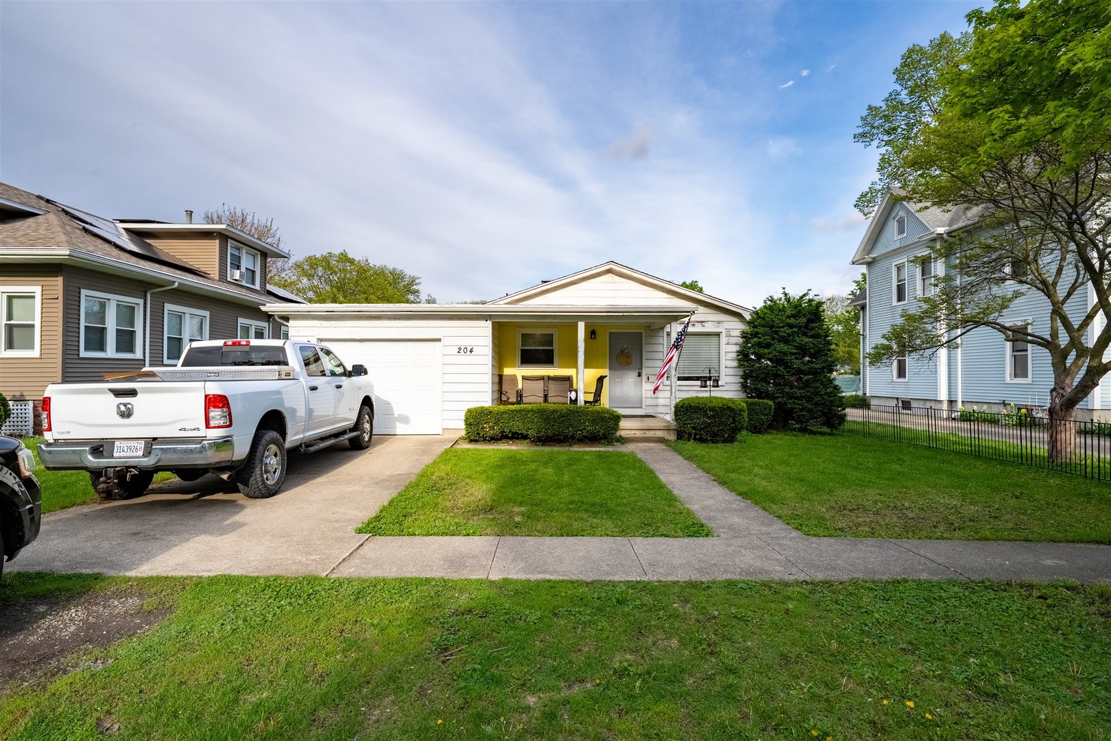 204 N Jackson Street, Flanagan, IL 61740