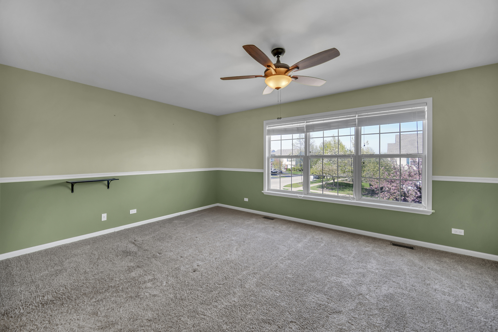 574 N Fox Trail #574, Round Lake, IL 60073