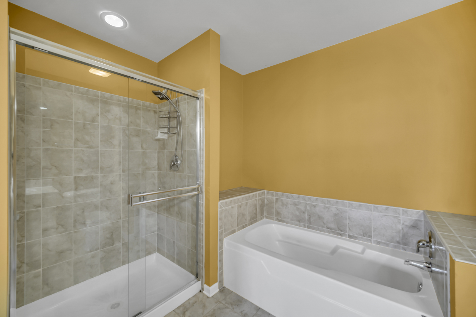 574 N Fox Trail #574, Round Lake, IL 60073