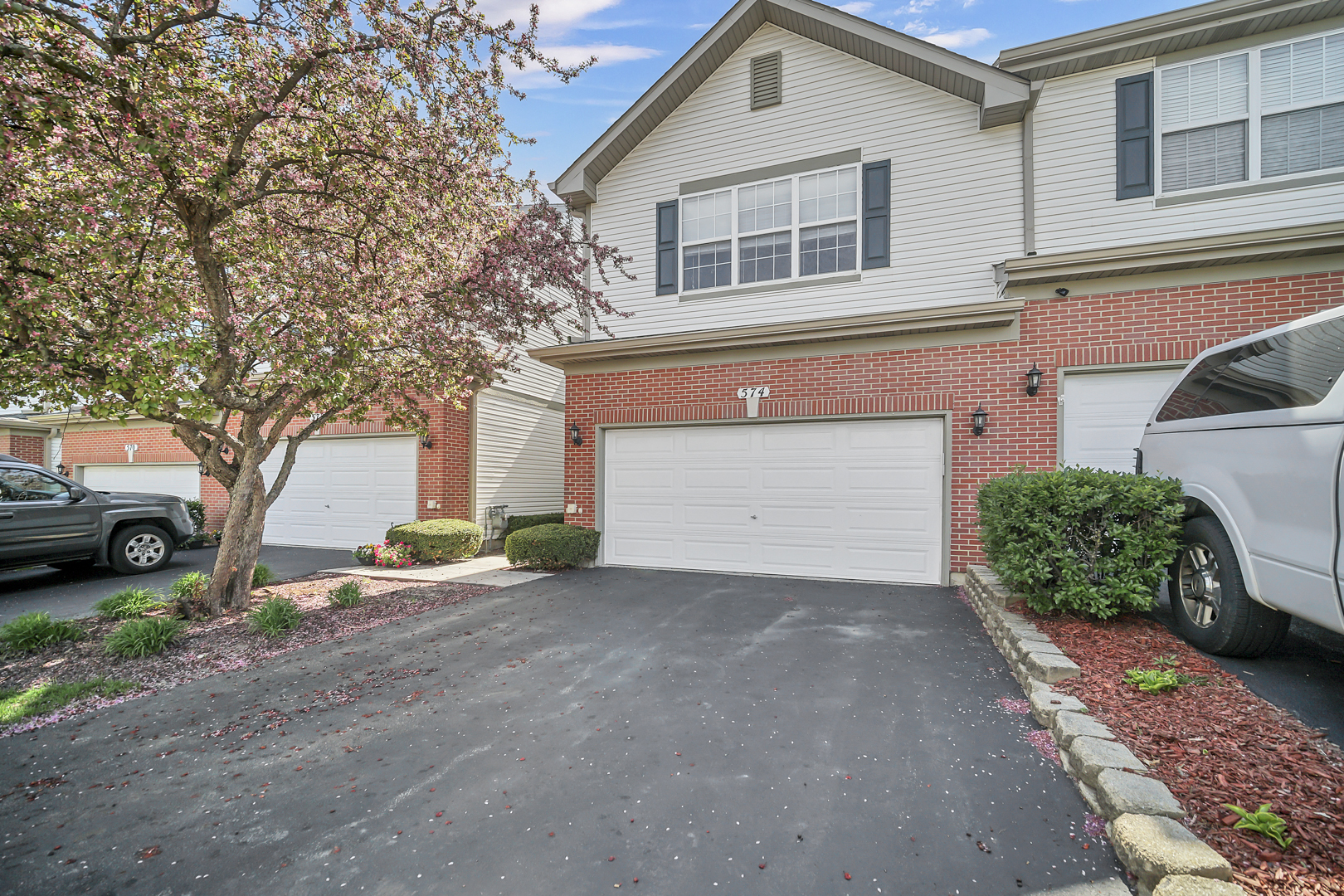 574 N Fox Trail #574, Round Lake, IL 60073