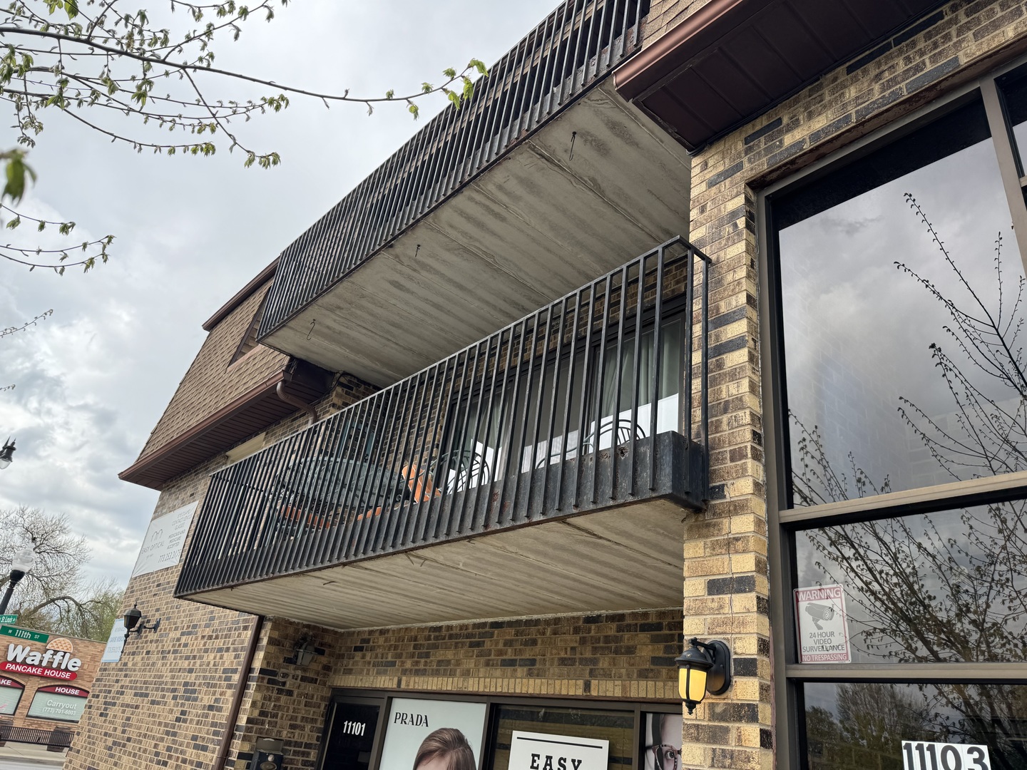 11103 S St Louis Avenue #203, Chicago, IL 60655