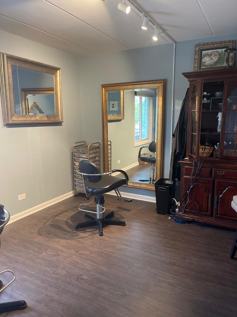 11103 S St Louis Avenue #203, Chicago, IL 60655