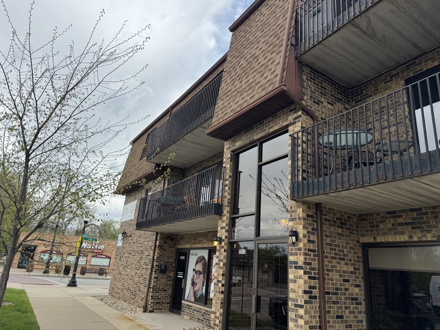 11103 S St Louis Avenue #203, Chicago, IL 60655