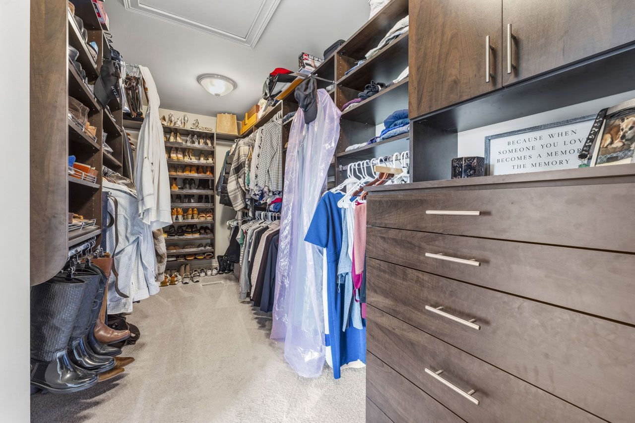 601 Oak Lane, South Elgin, IL 60177