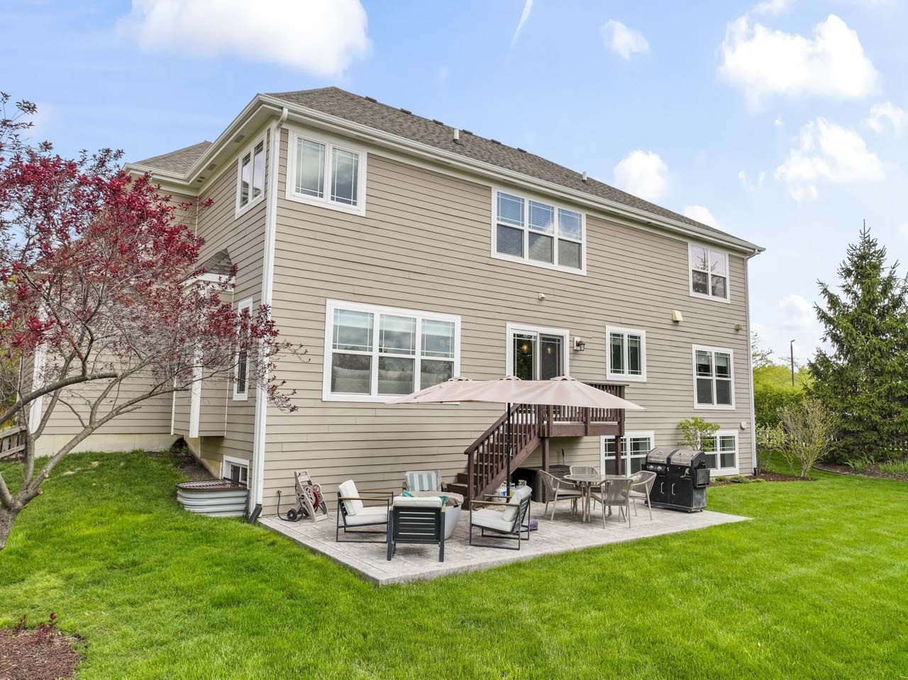 601 Oak Lane, South Elgin, IL 60177