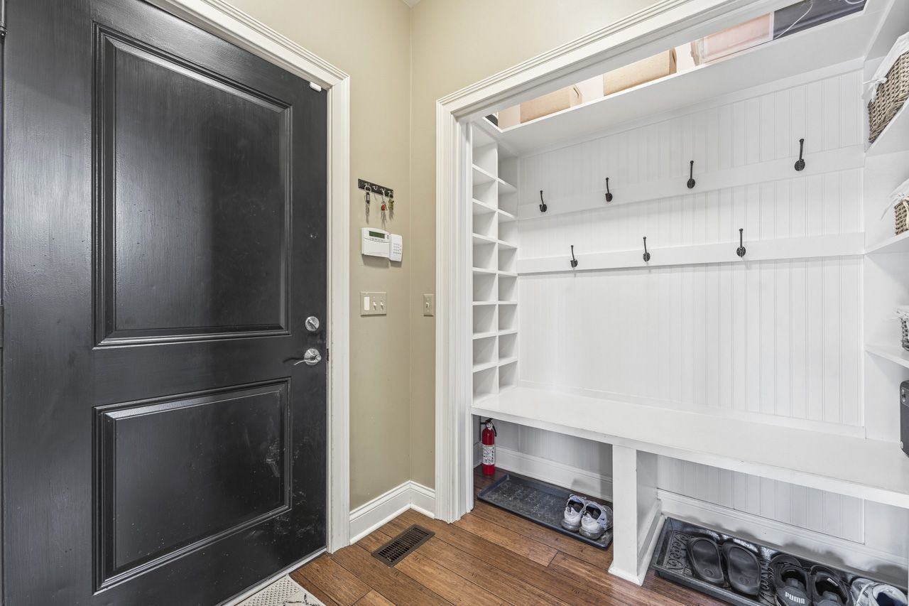 601 Oak Lane, South Elgin, IL 60177