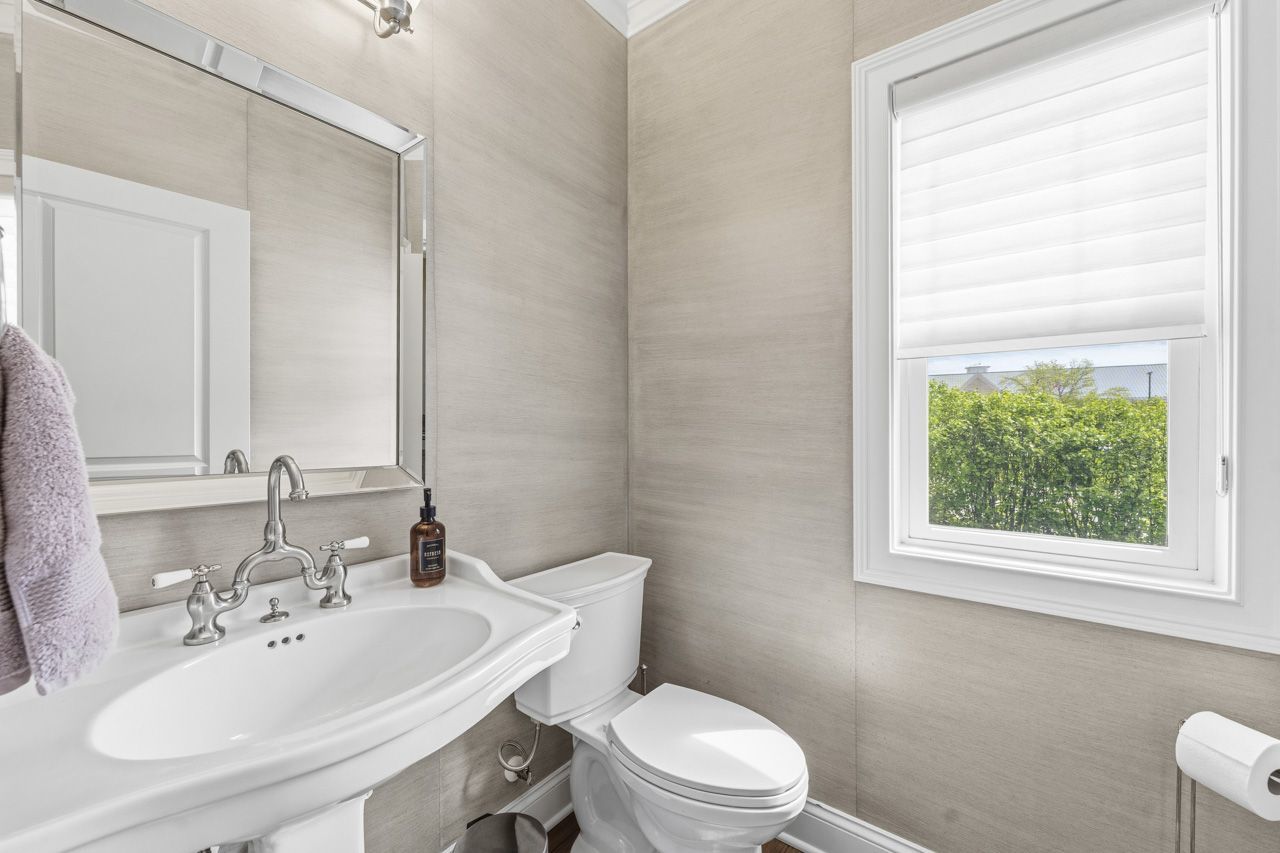 601 Oak Lane, South Elgin, IL 60177