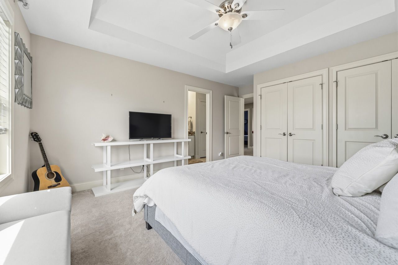 601 Oak Lane, South Elgin, IL 60177