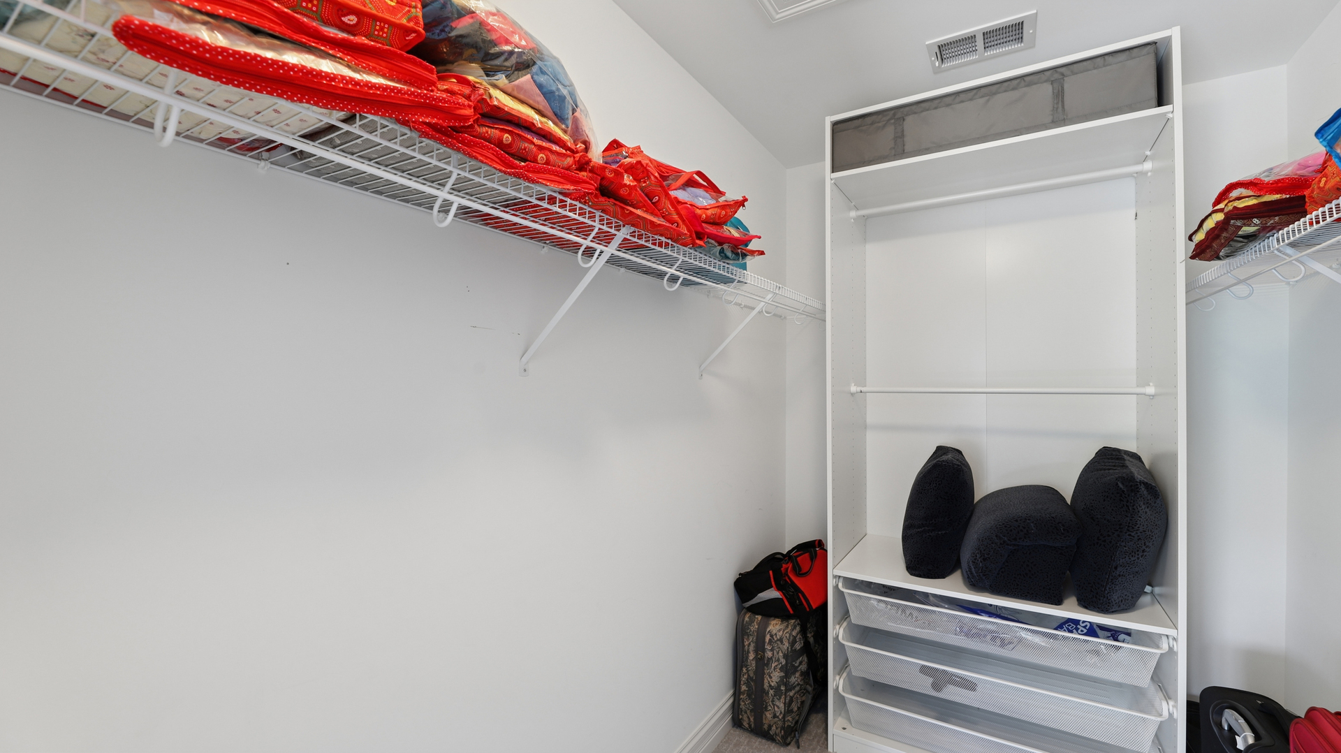 2466 Nicola Court, Addison, IL 60101