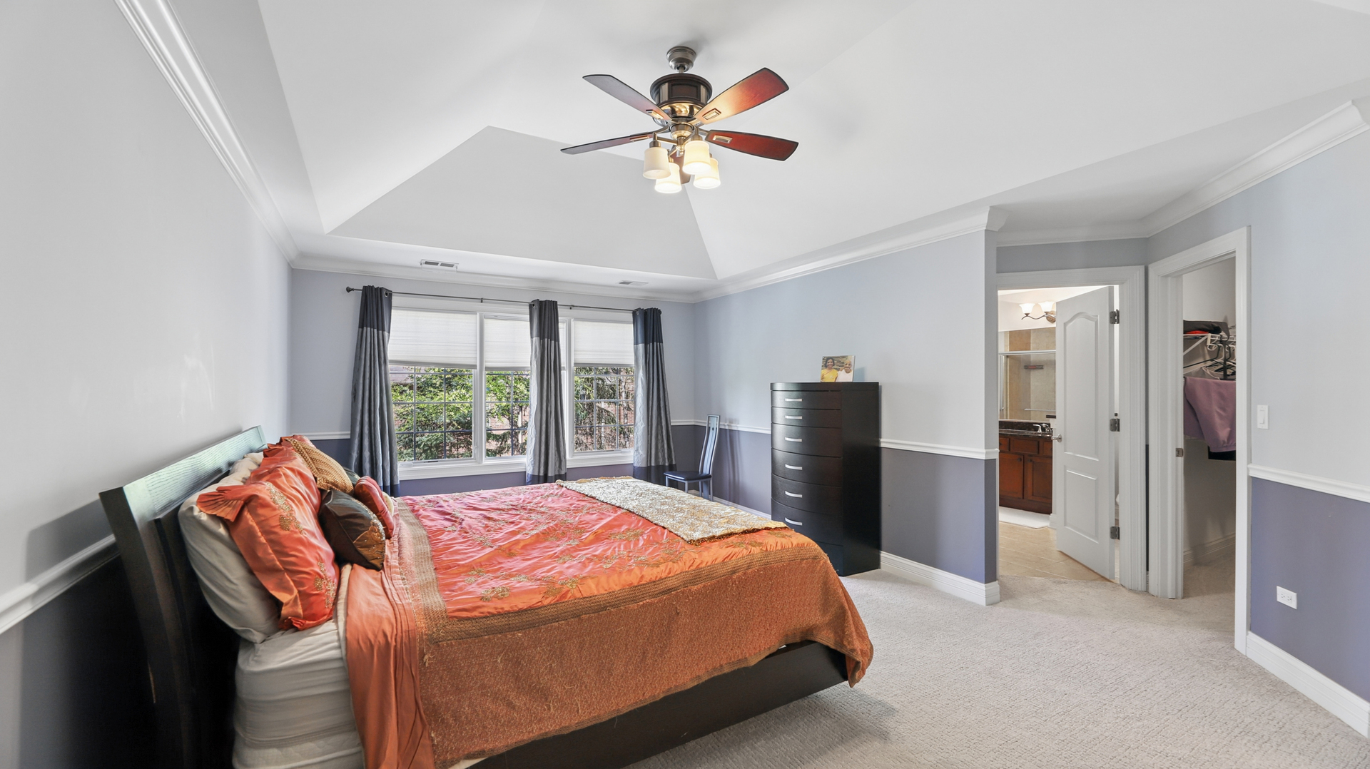 2466 Nicola Court, Addison, IL 60101