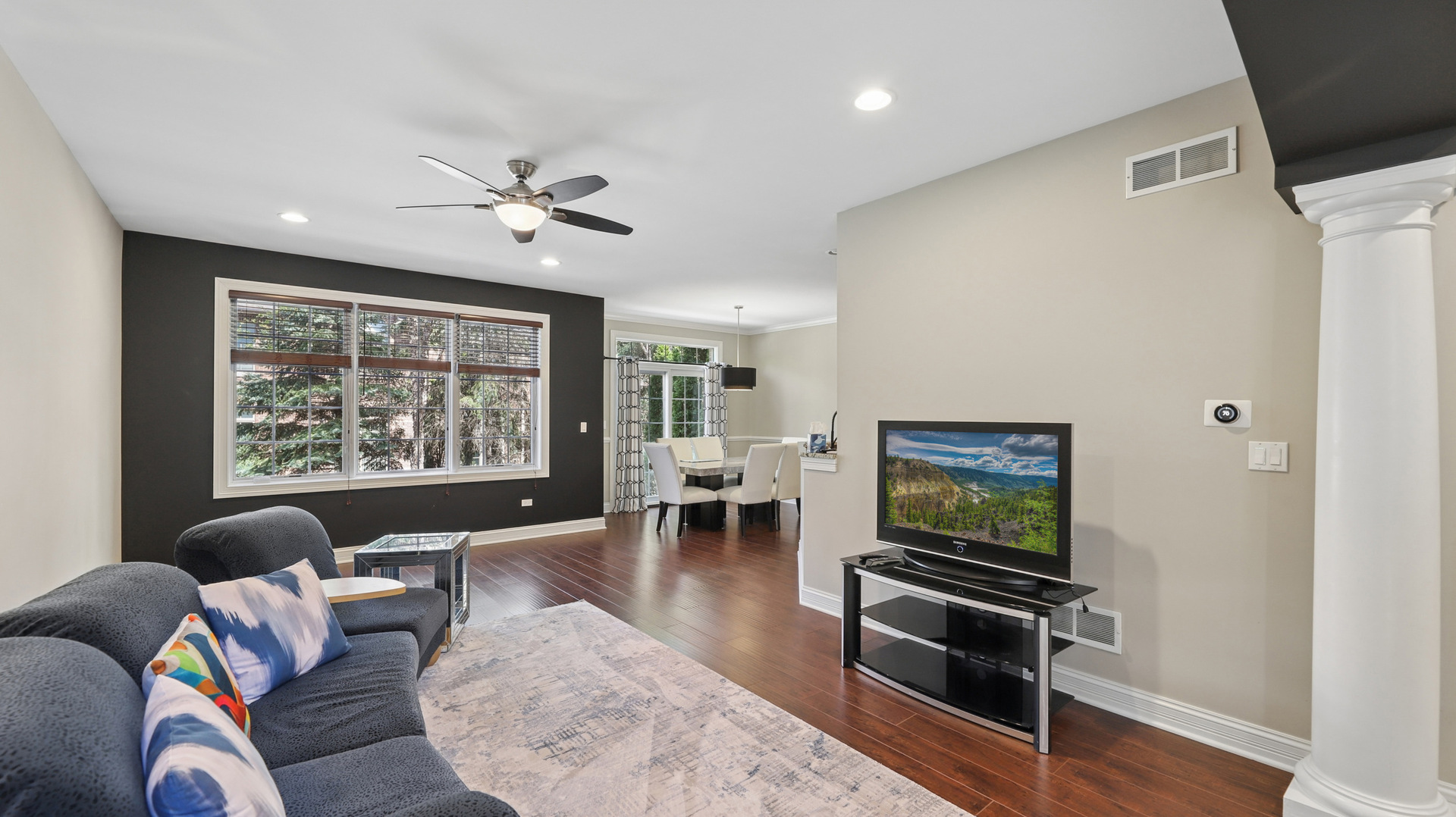 2466 Nicola Court, Addison, IL 60101