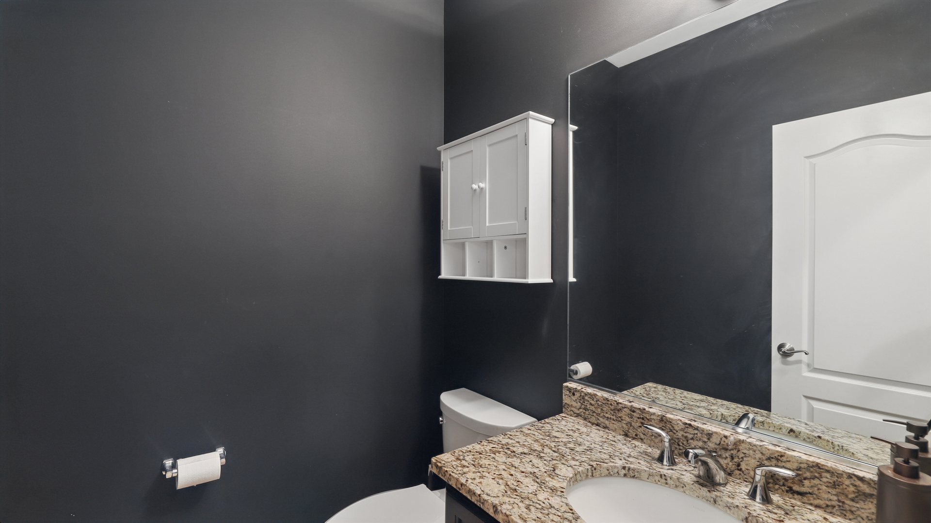 2466 Nicola Court, Addison, IL 60101