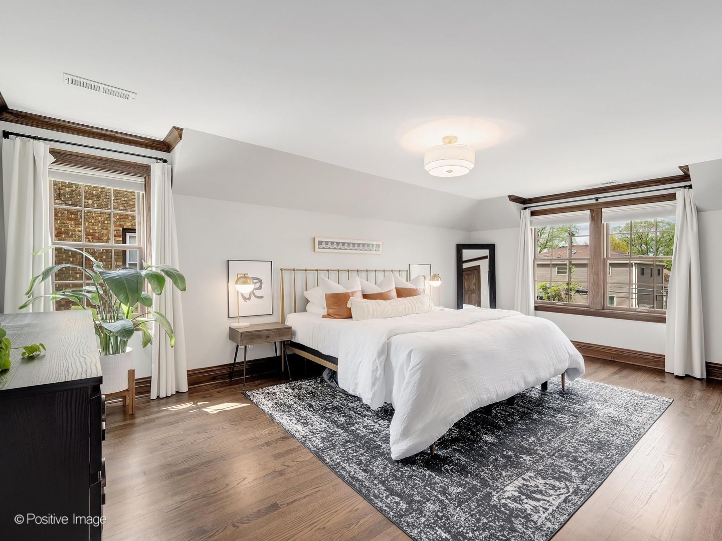 422 S Prospect Avenue, Elmhurst, IL 60126